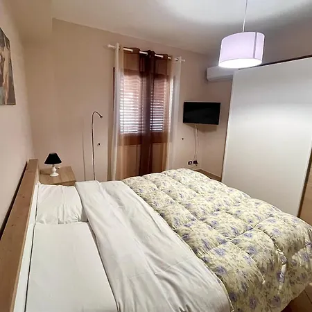 Vistamare Villa *