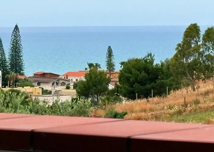 Вилла Vistamare Сан-Леоне